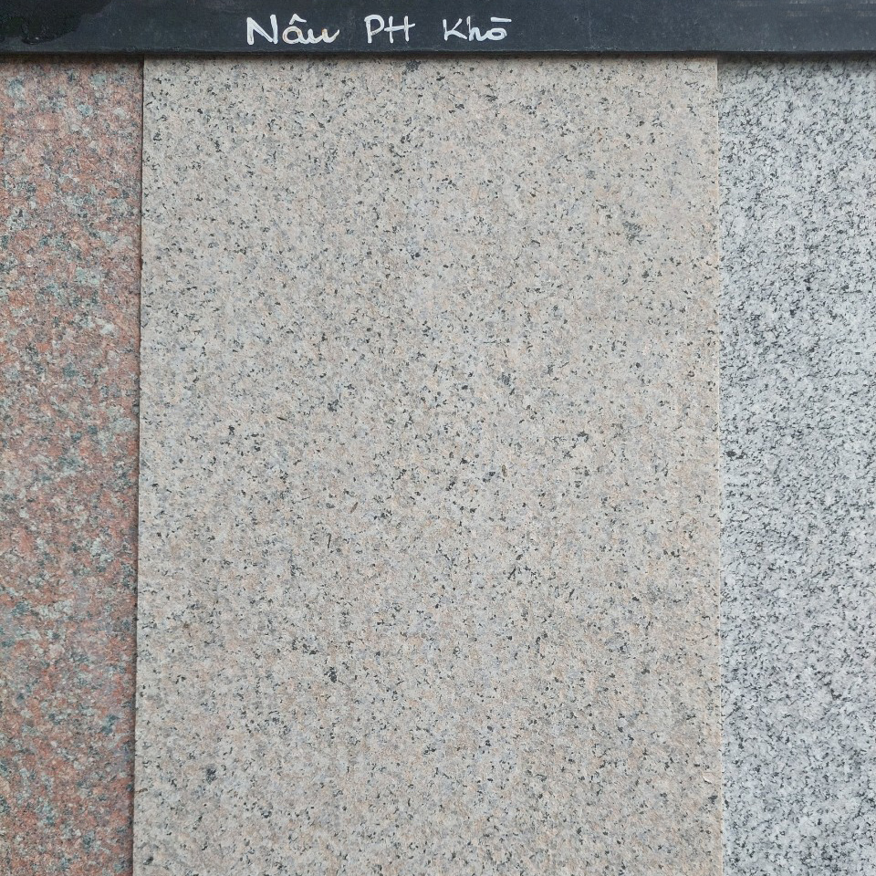 Đá nâu Phước Hòa khò mặt 1 Đá nâu Phước Hòa khò mặt
