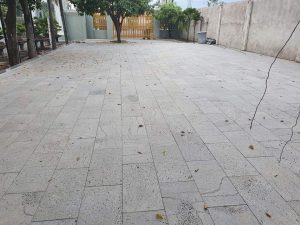 Đá tổ ong xám 30x60cm 13 Đá tổ ong lát sân vườn tự nhiên chống trơn ngoài trời