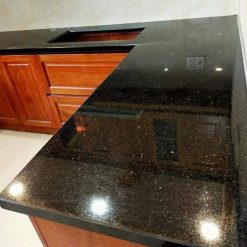 Đá hoa cương granite Kim sa trung 11 Bàn bếp đá hoa cương granite kim sa trung bền đẹp tự nhiên
