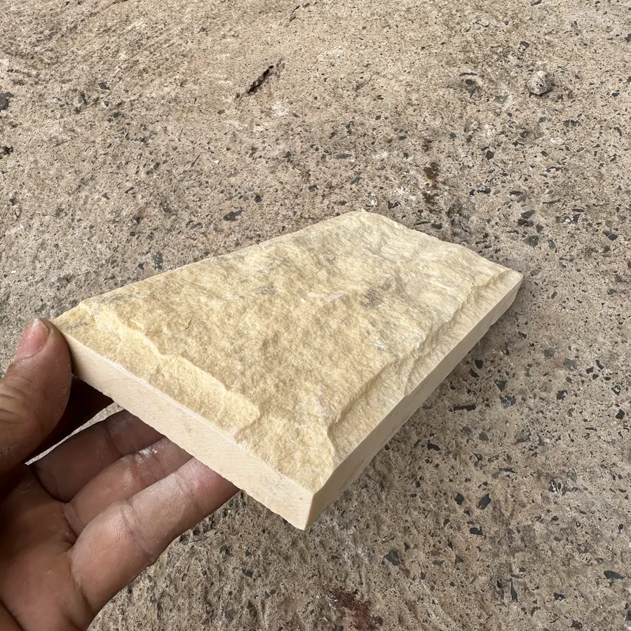 Đá bóc vàng 10x20cm 2 Mẫu đá bóc vàng kích thước 10x20cm ốp tường trang trí đẹp